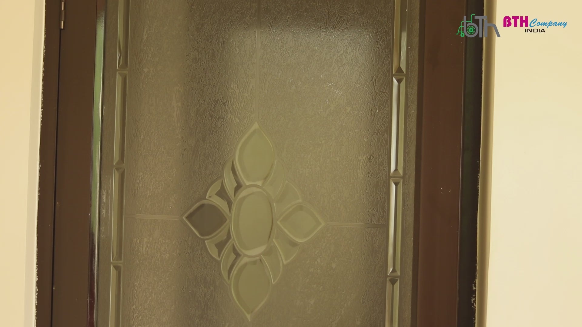 Load video: Adjustable Sleeping Eye Mask – Comfortable for Men, Women &amp; Kids