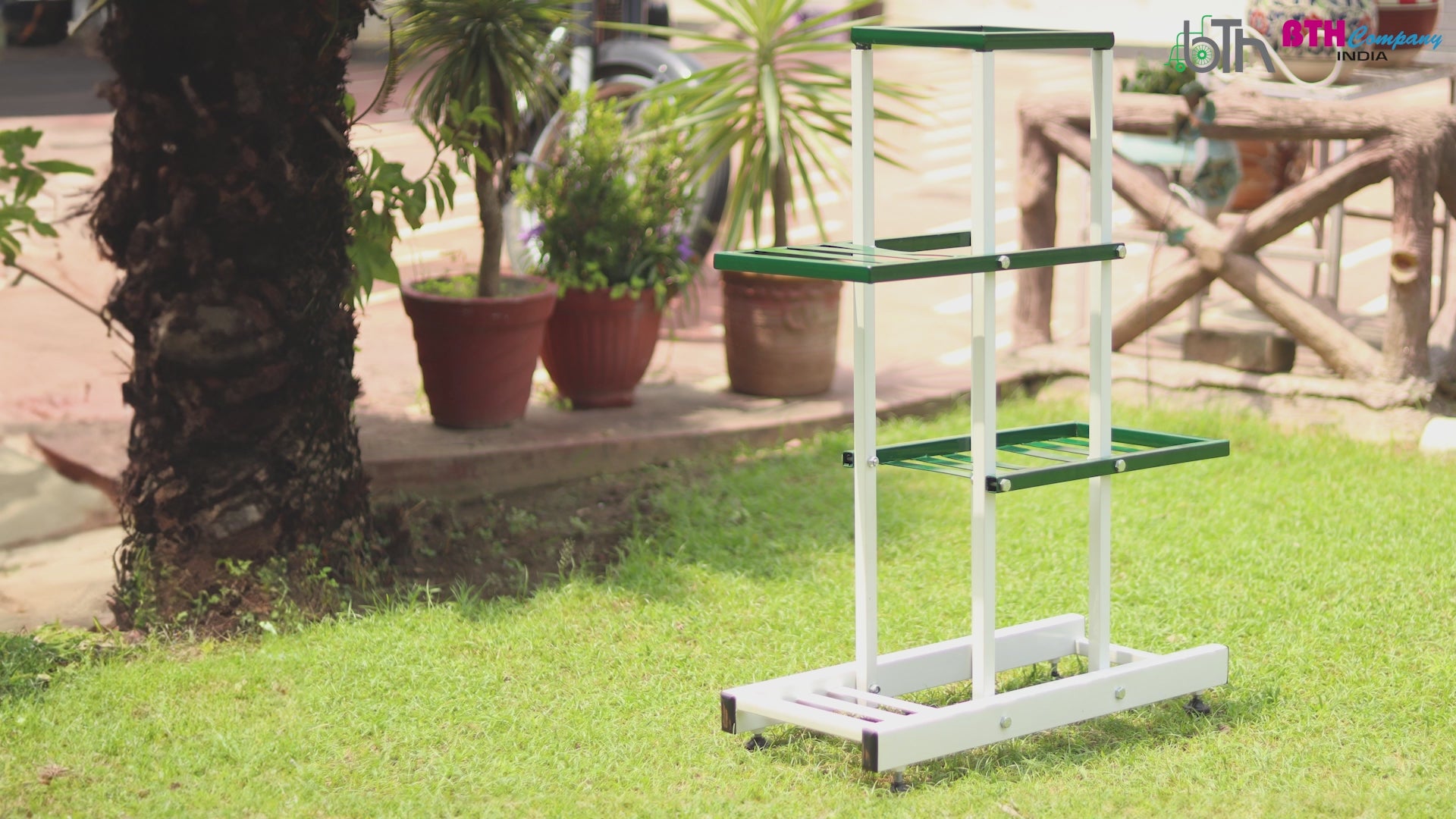 Load video: Side-by-Side Plant Stand – Anti-Rust Iron Indoor &amp; Outdoor Pot Stand for Medium-Sized Pots